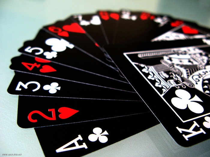 Popular card games online